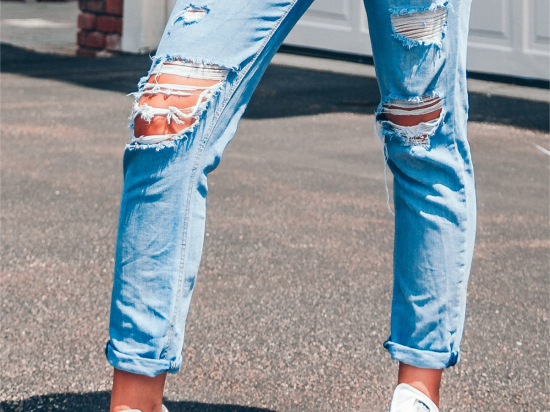 666F boyfriend jeans with rips